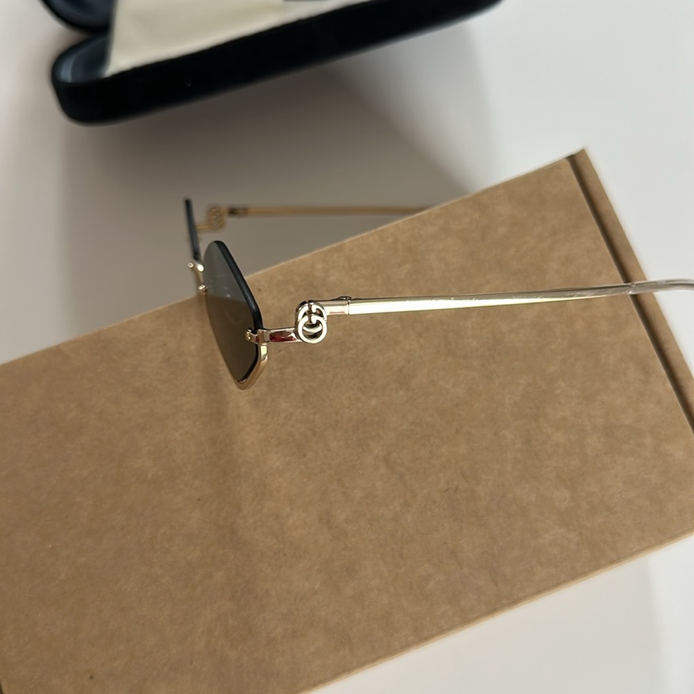 Gucci Diamond Frame sunglasses / gold - Picture 5 of 7